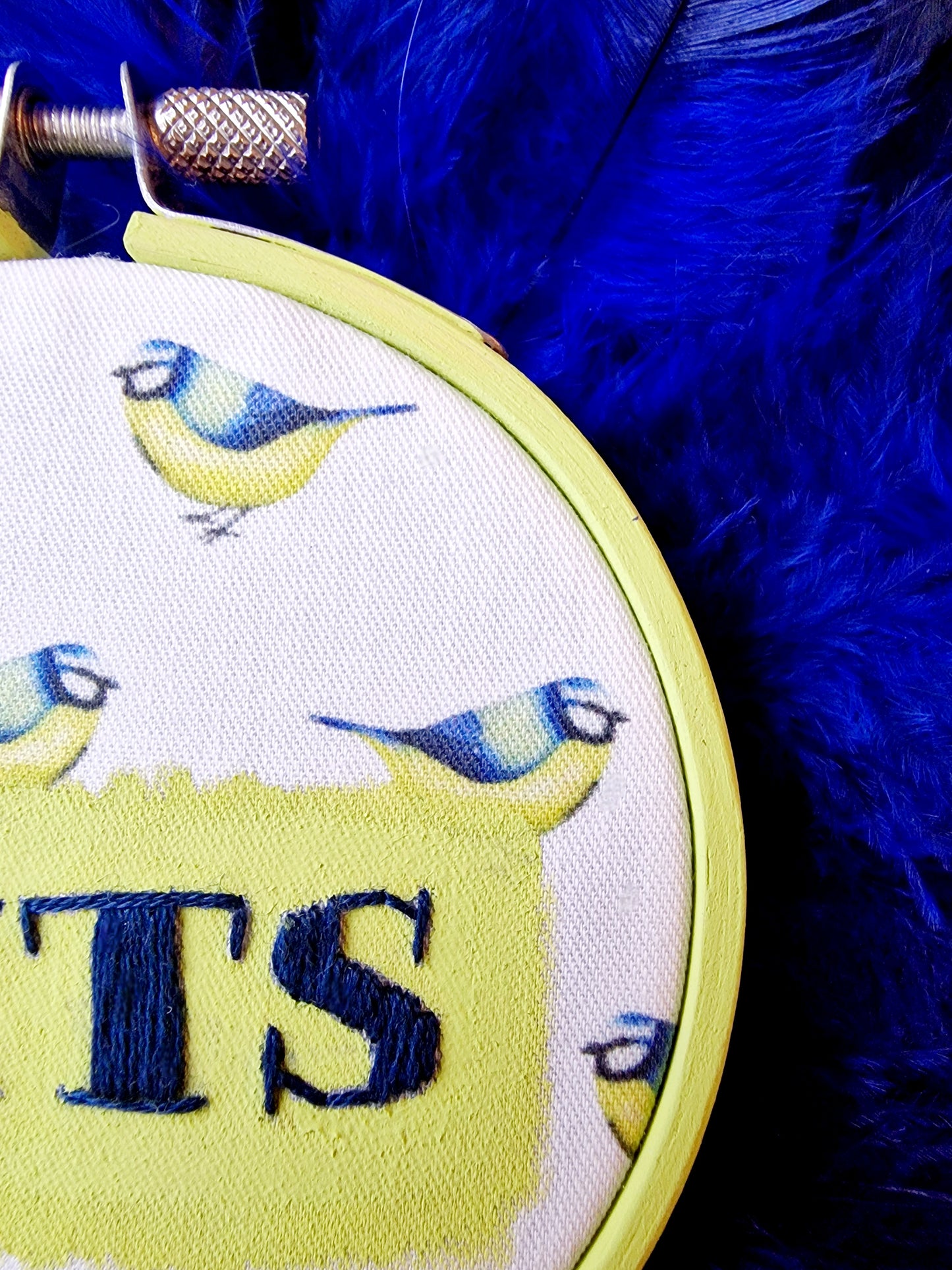 Real feather trim detail on bird-themed embroidery hoop - Handmade by Kerry in Herefordshire