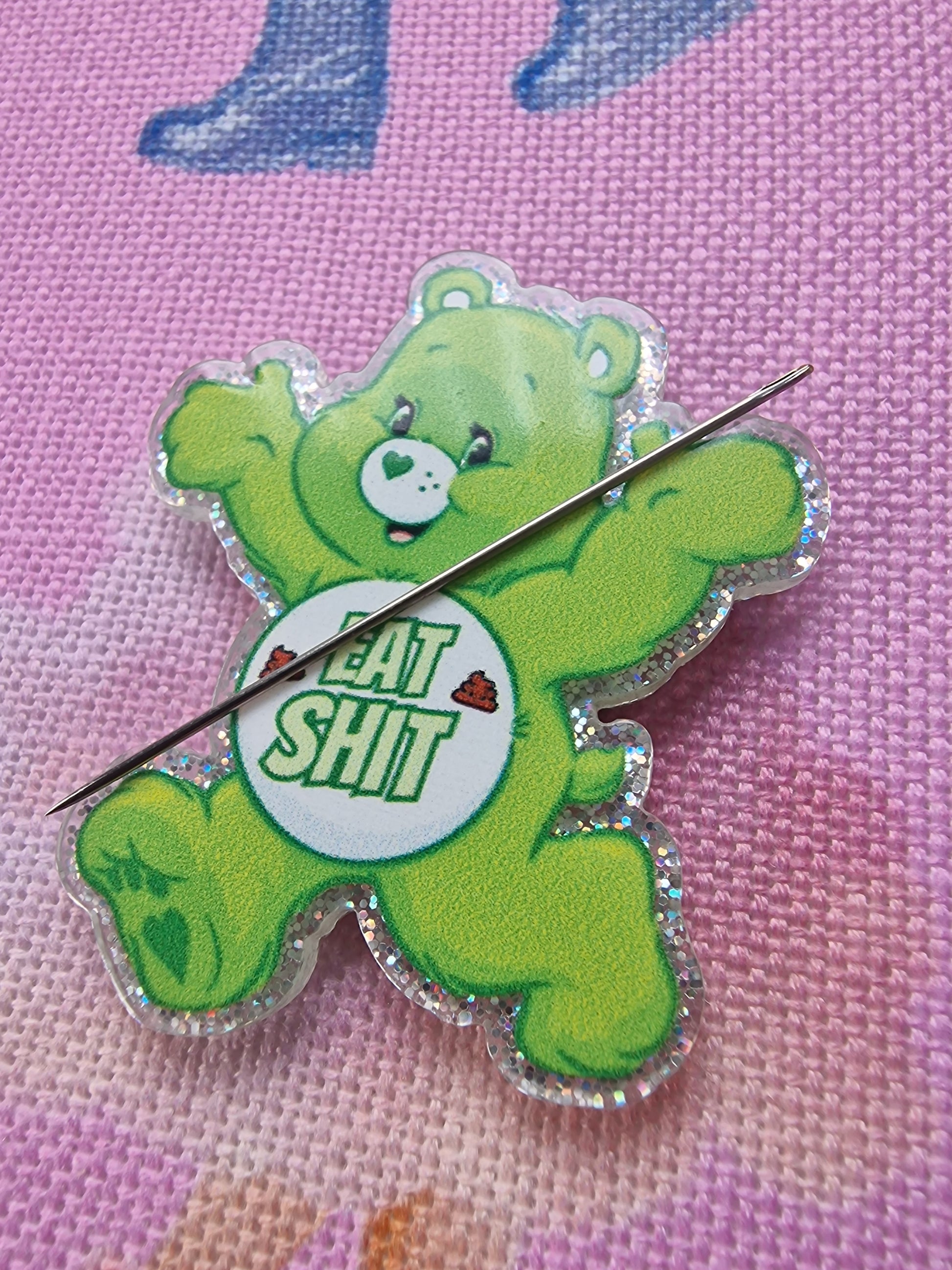 Green Swear Bear magnetic needle minder for embroidery - Funny crafting accessory - Finn & Pea