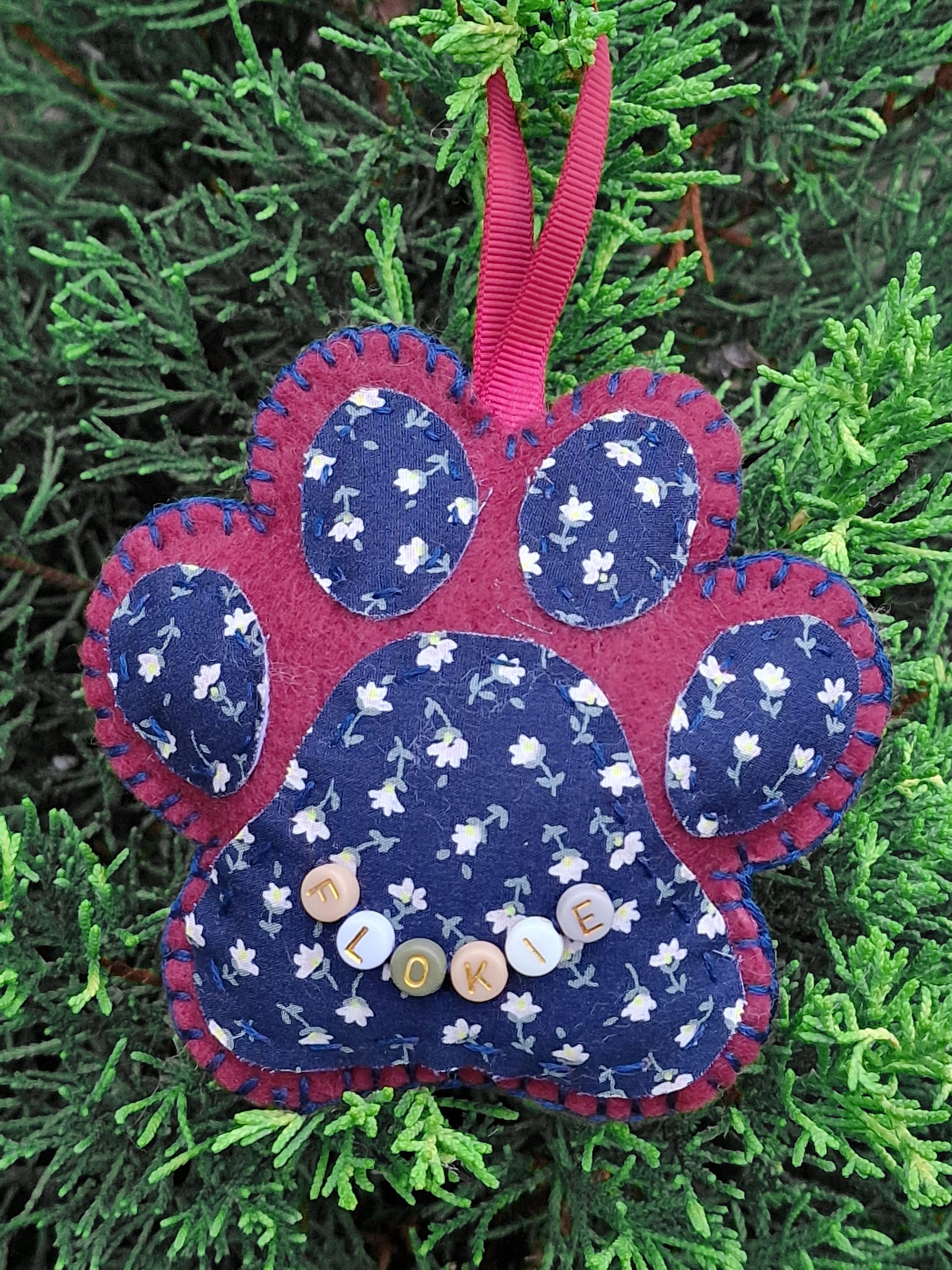 Fabric colour options for paw print ornament workshop - Herefordshire craft class